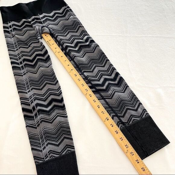 Lululemon Ebb To Street Pant Heathered Slate 4 - Picture 8 of 9